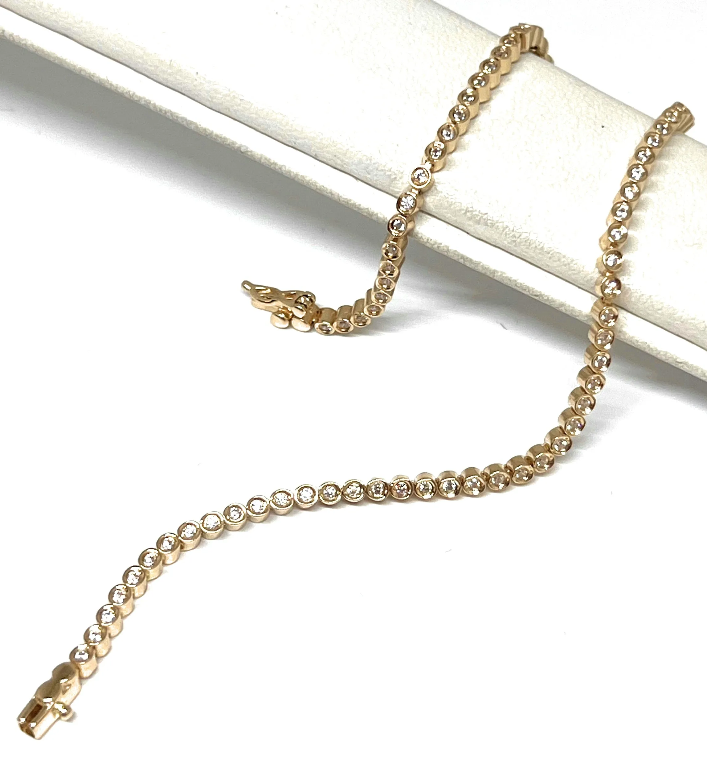 10k Solid Gold Tennis CZ Brracelet 7 INCH 2.25mm (5,2g) (FC)