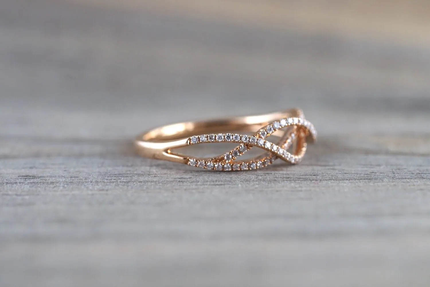 18k Rose Gold Diamond Infinity Intertwined Band Promise Ring Wedding Anniversary Stackable Fashion Eternal Love