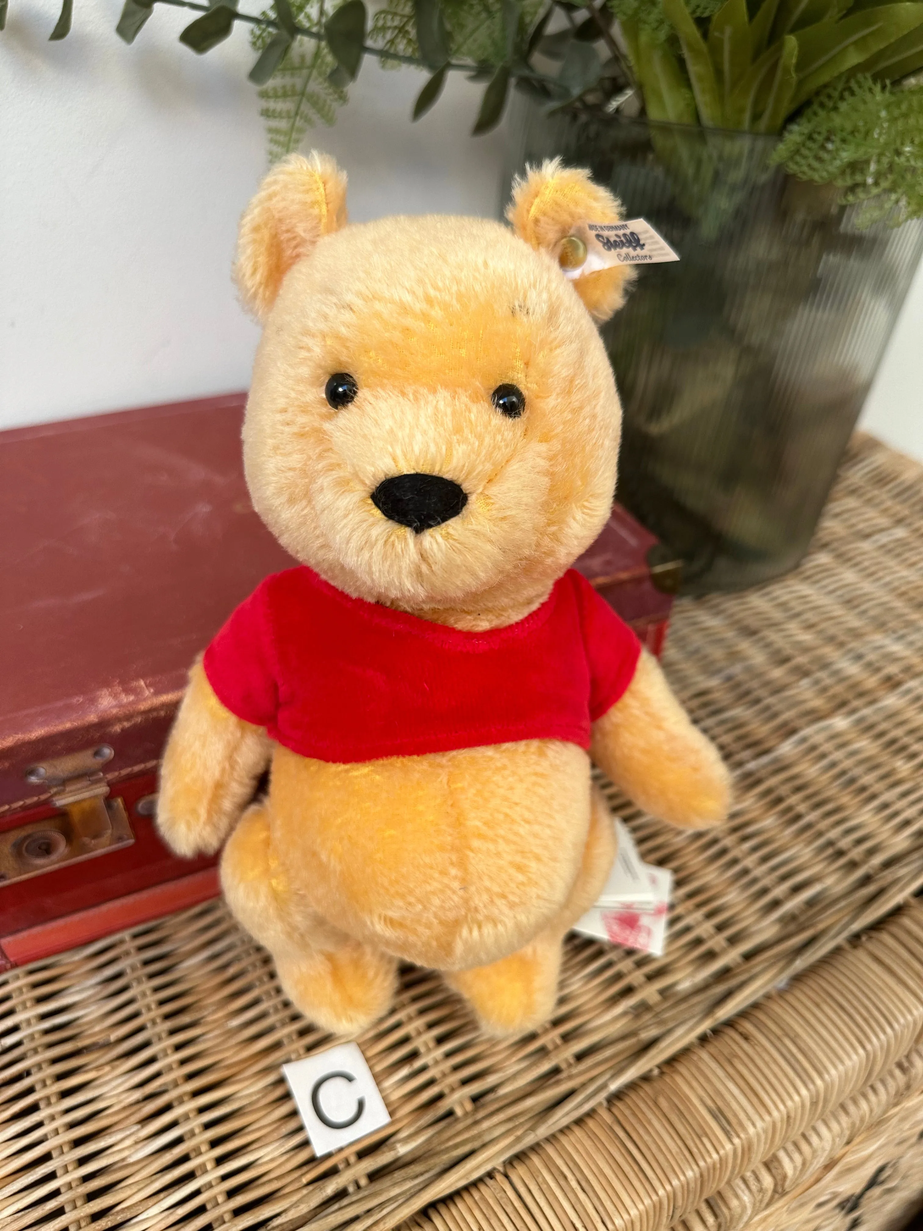 2024 New Release Steiff Classics Disney Winnie the Pooh Option C