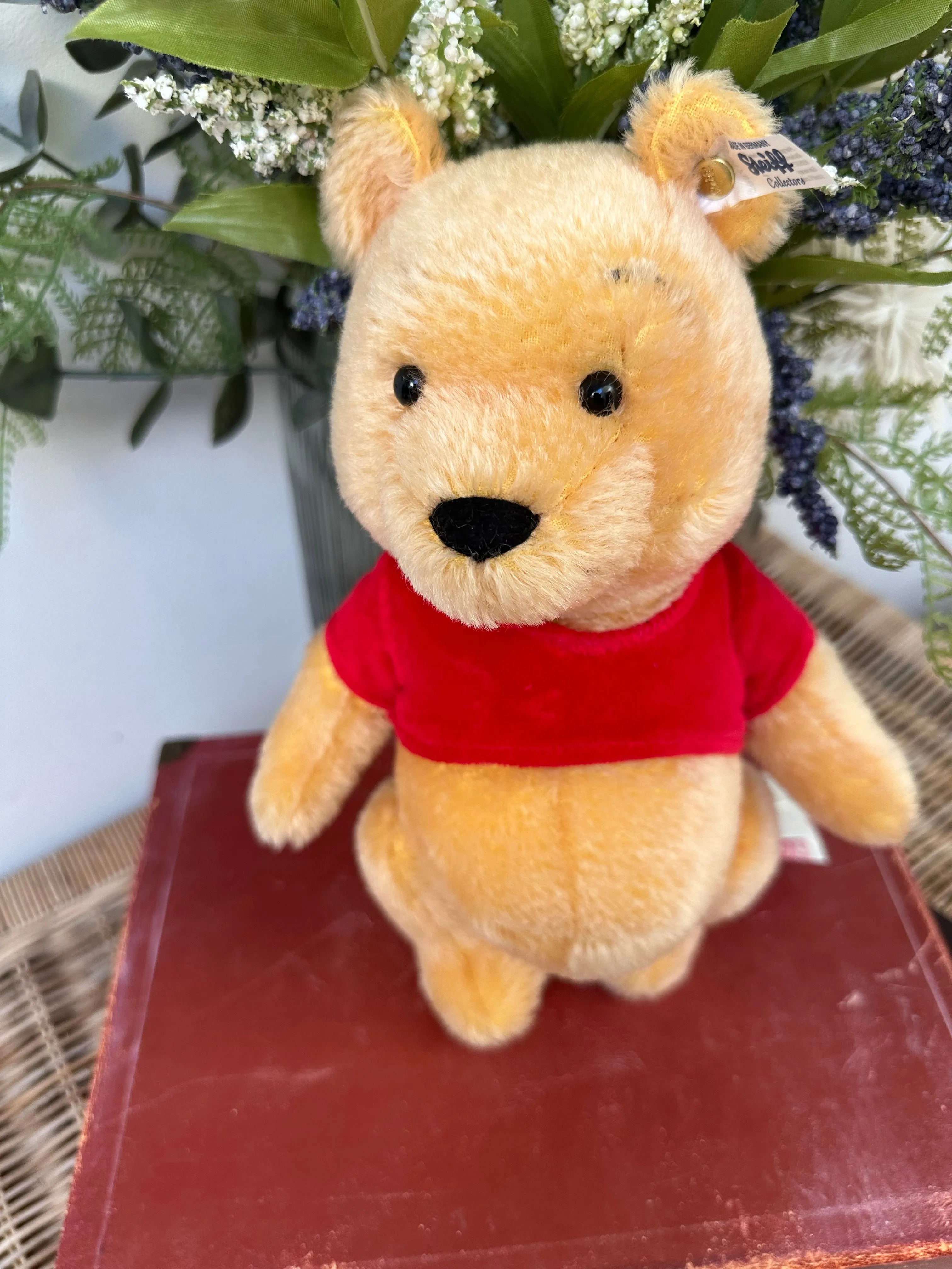 2024 New Release Steiff Classics Disney Winnie the Pooh Option C