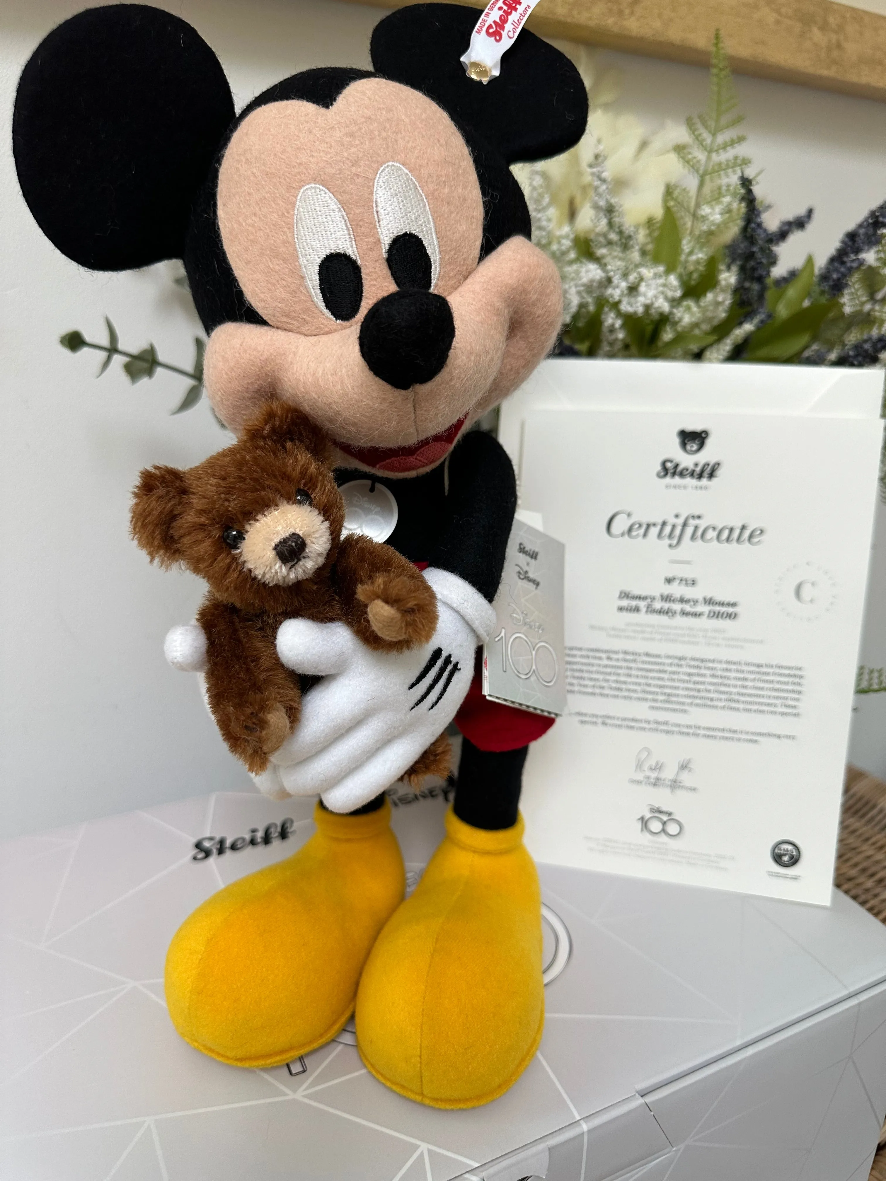 Disney Mickey Mouse with Teddy Bear Steiff Limited Edition D100 No 713