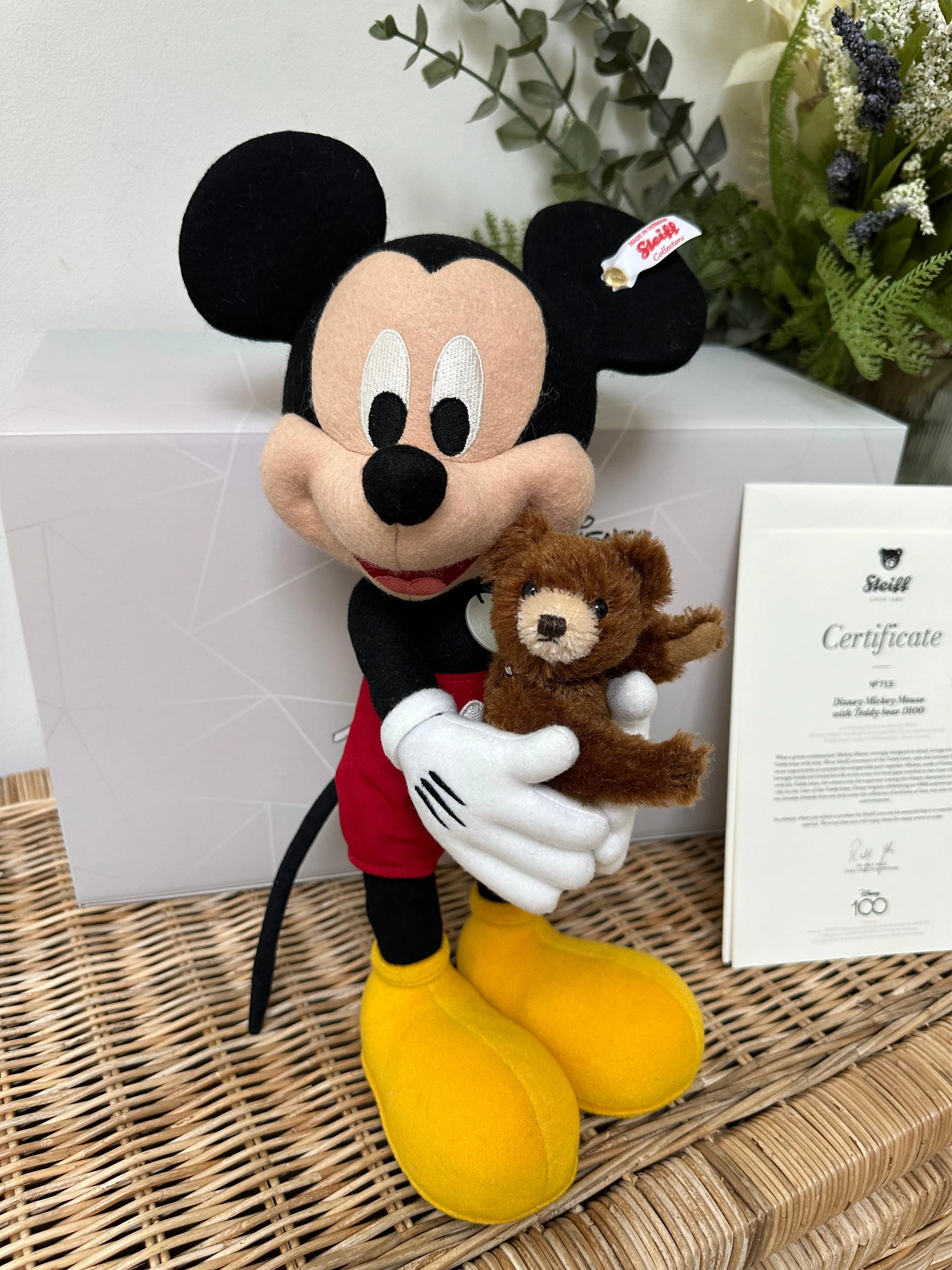 Disney Mickey Mouse with Teddy Bear Steiff Limited Edition D100 No 713