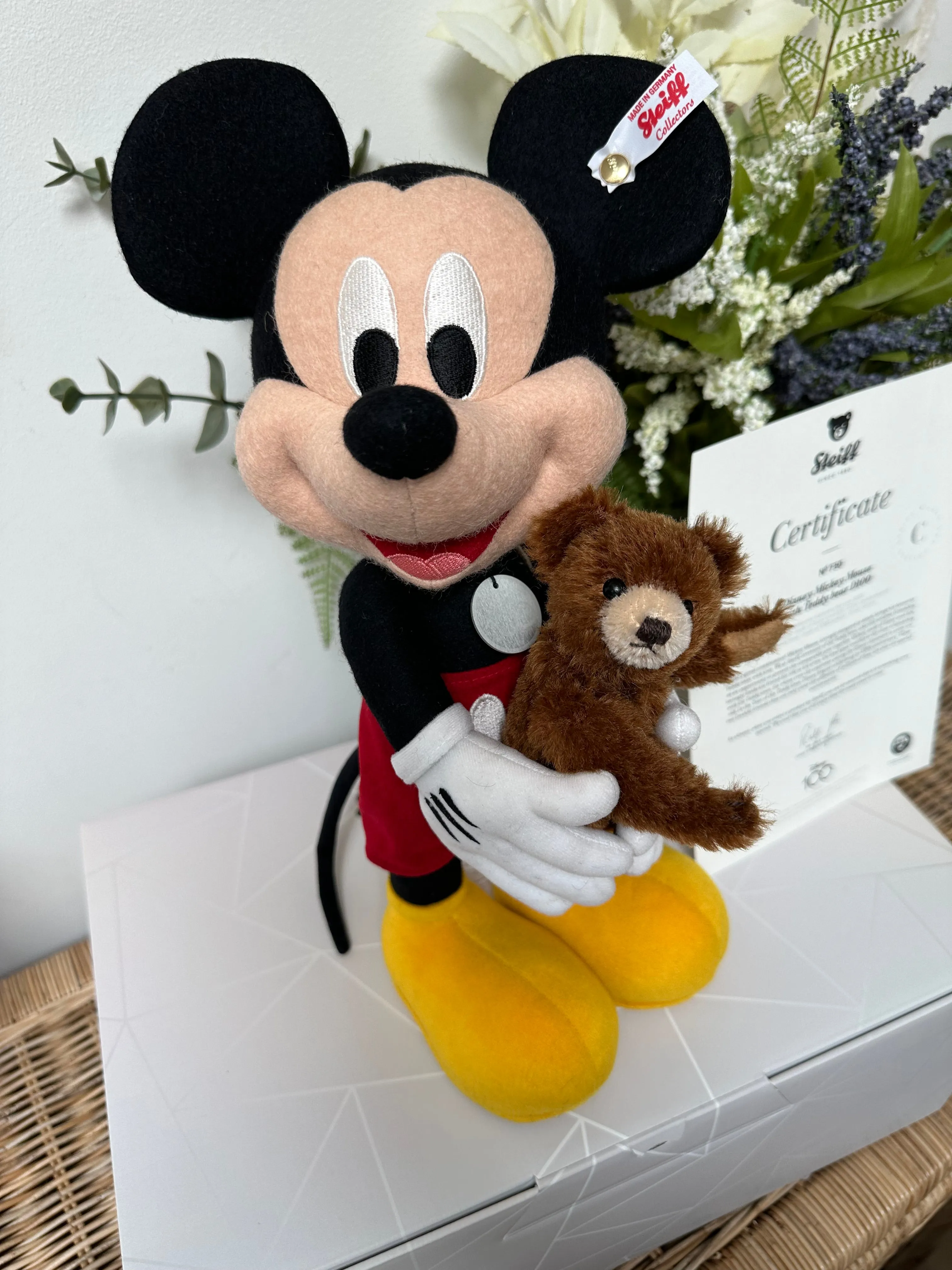 Disney Mickey Mouse with Teddy Bear Steiff Limited Edition D100 No 730