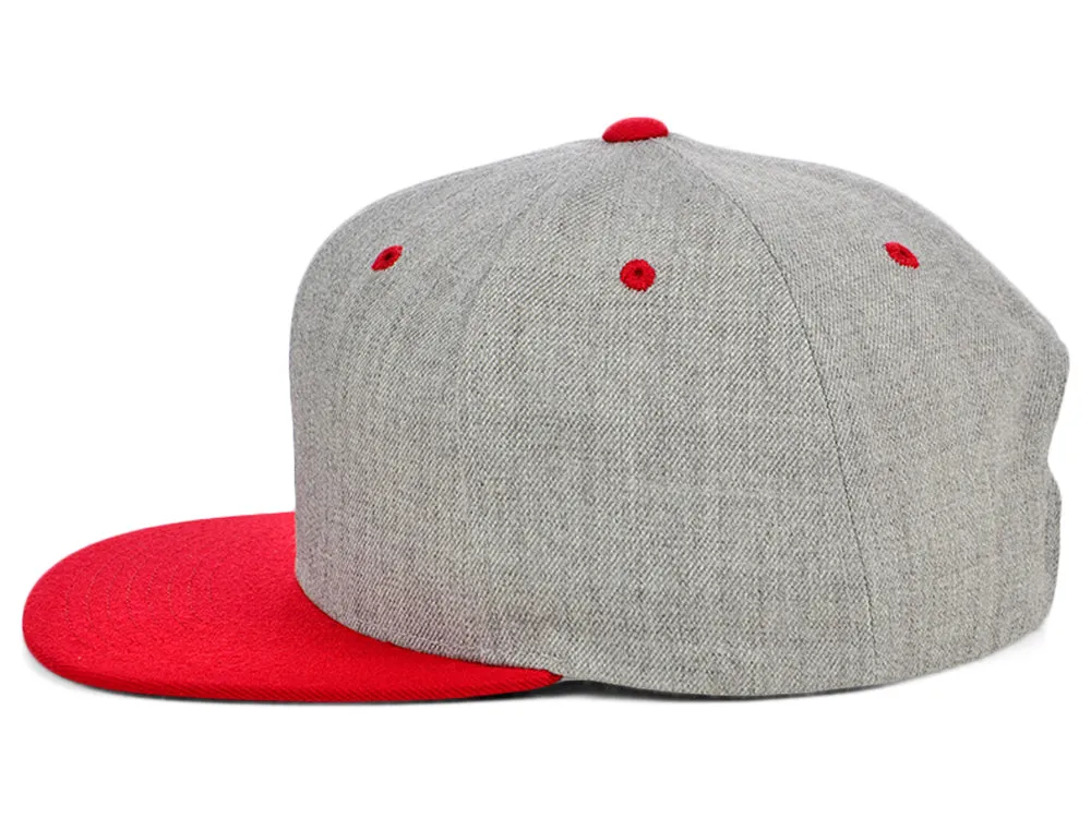 Flexfit Classics Premium Snapback - Grey/Red