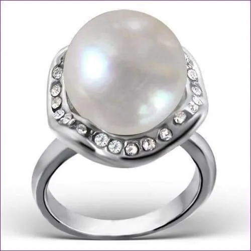 Freshwater Pearl Fashion Ring