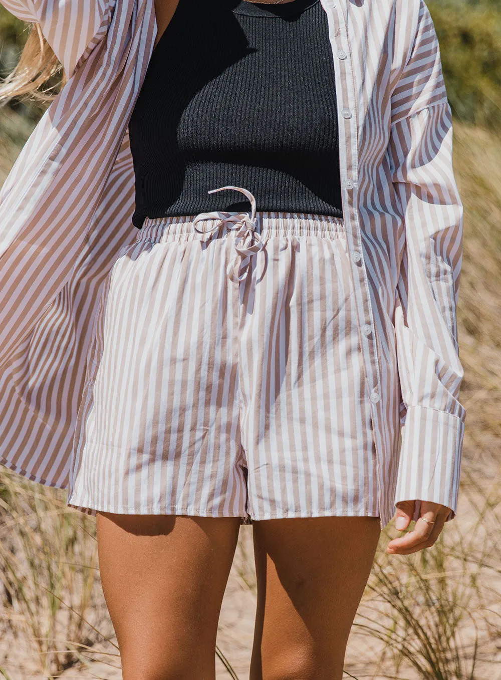 Maggie Stripe Short-MOCHA