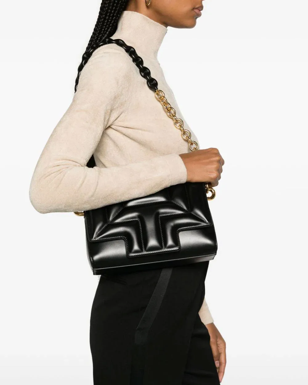 Medium Quilted Shoulder Bag in Black