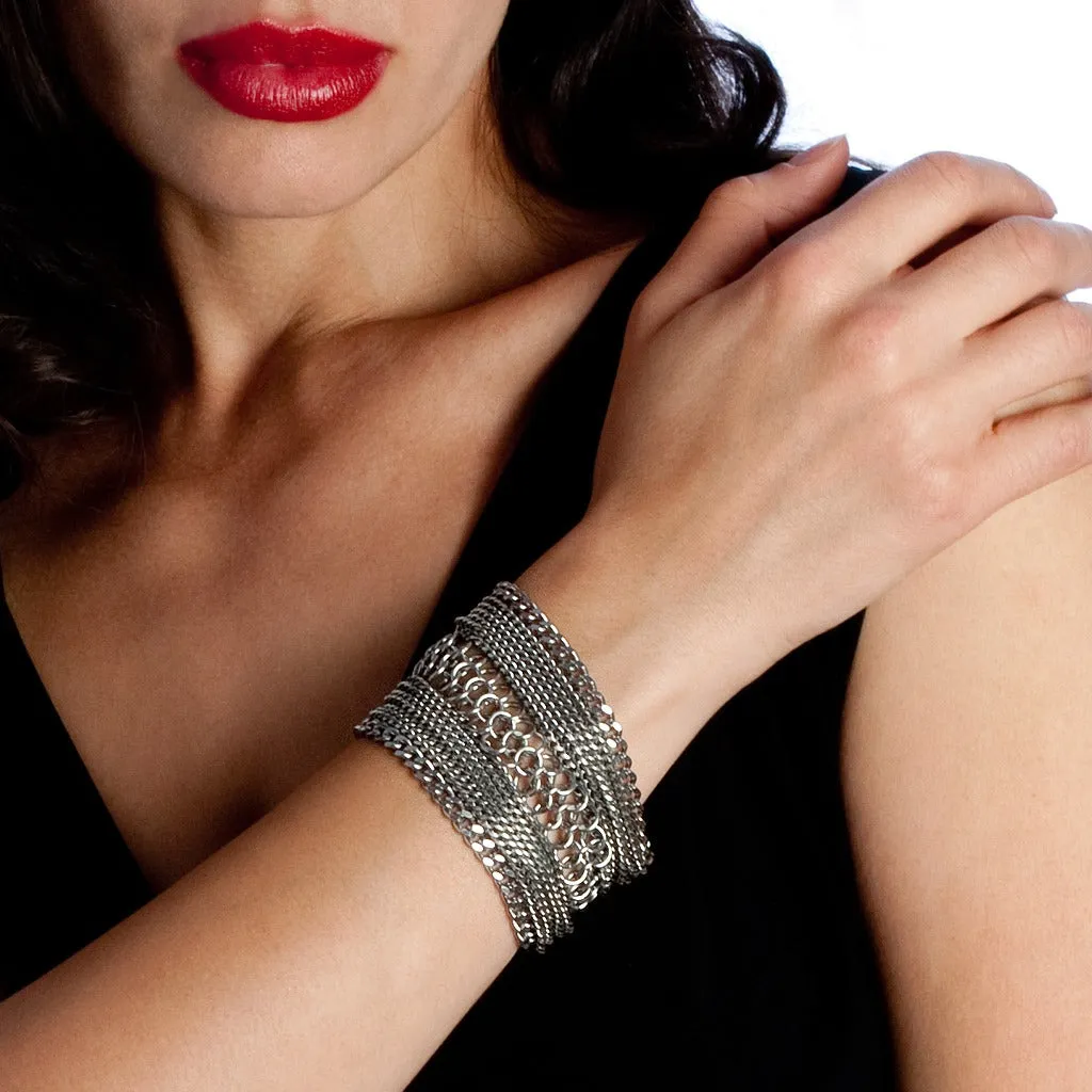 METAL Maille Stripe Cuff Bracelet