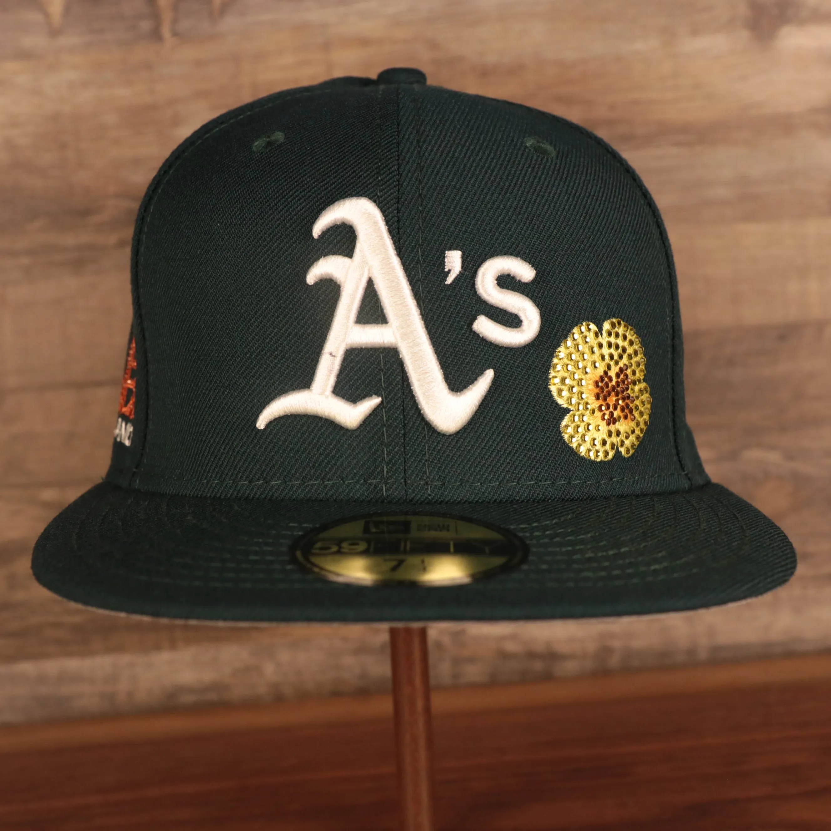 Oakland Athletics Iced Out Side Patch Flower Oakland Bridge Gray Bottom Crystal Icons 59Fifty Fitted Cap