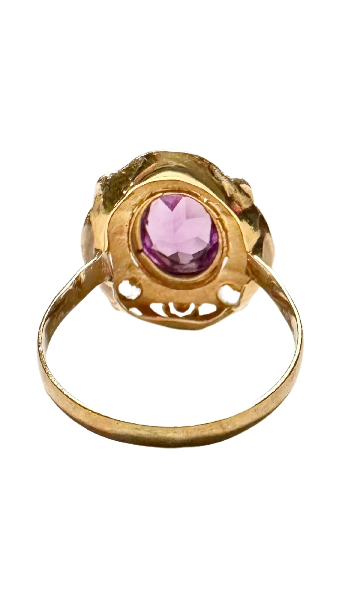 Oval Amethyst Ring