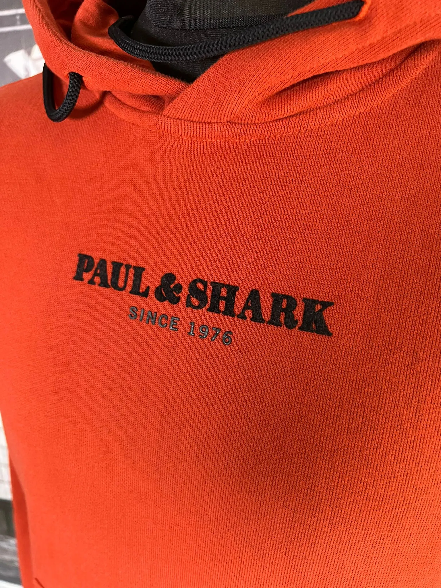 PAUL & SHARK HOODED SWEATSHIRT