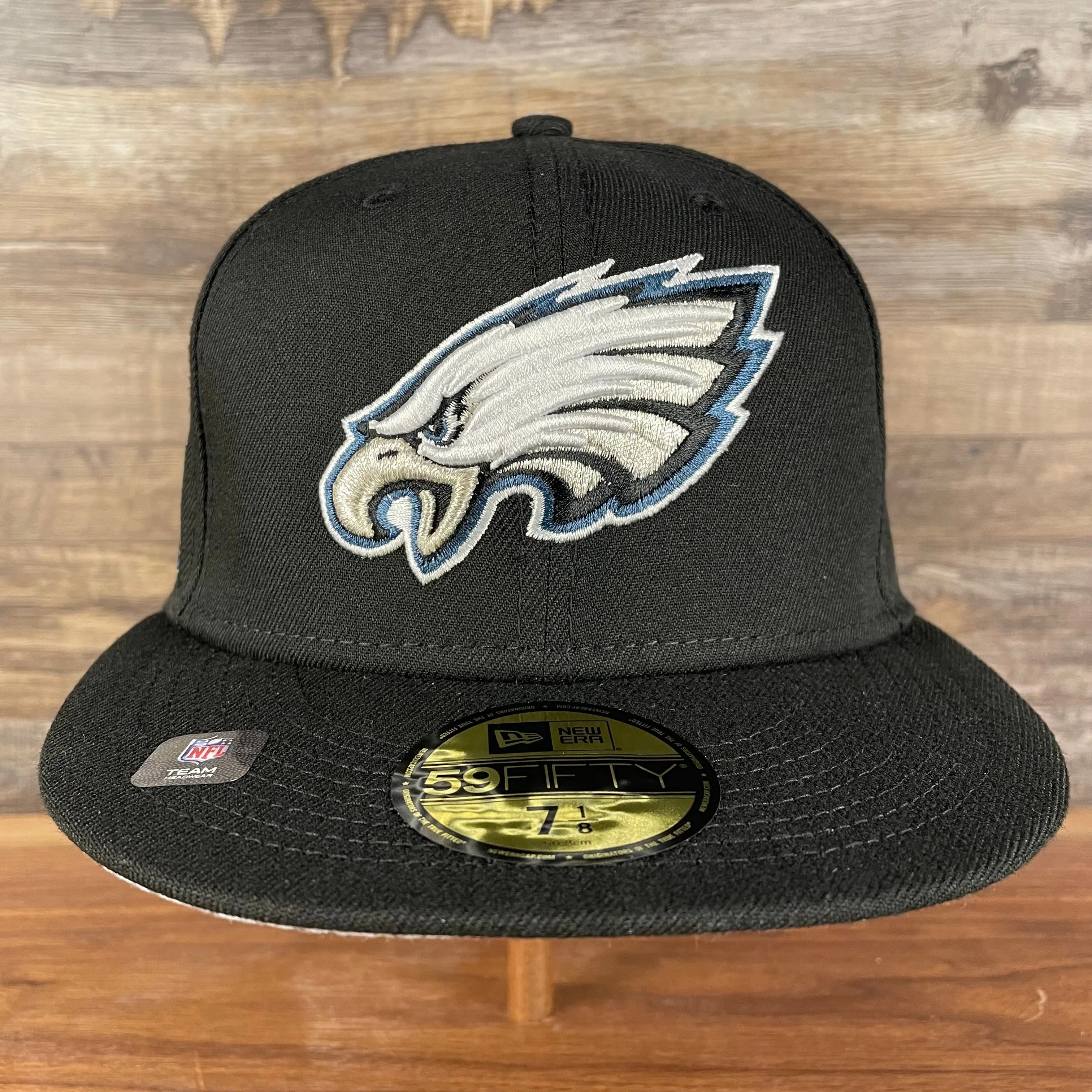 Philadelphia Eagles Patch Up Super Bowl LII Side Patch Gray Bottom 59Fifty Black Fitted Cap