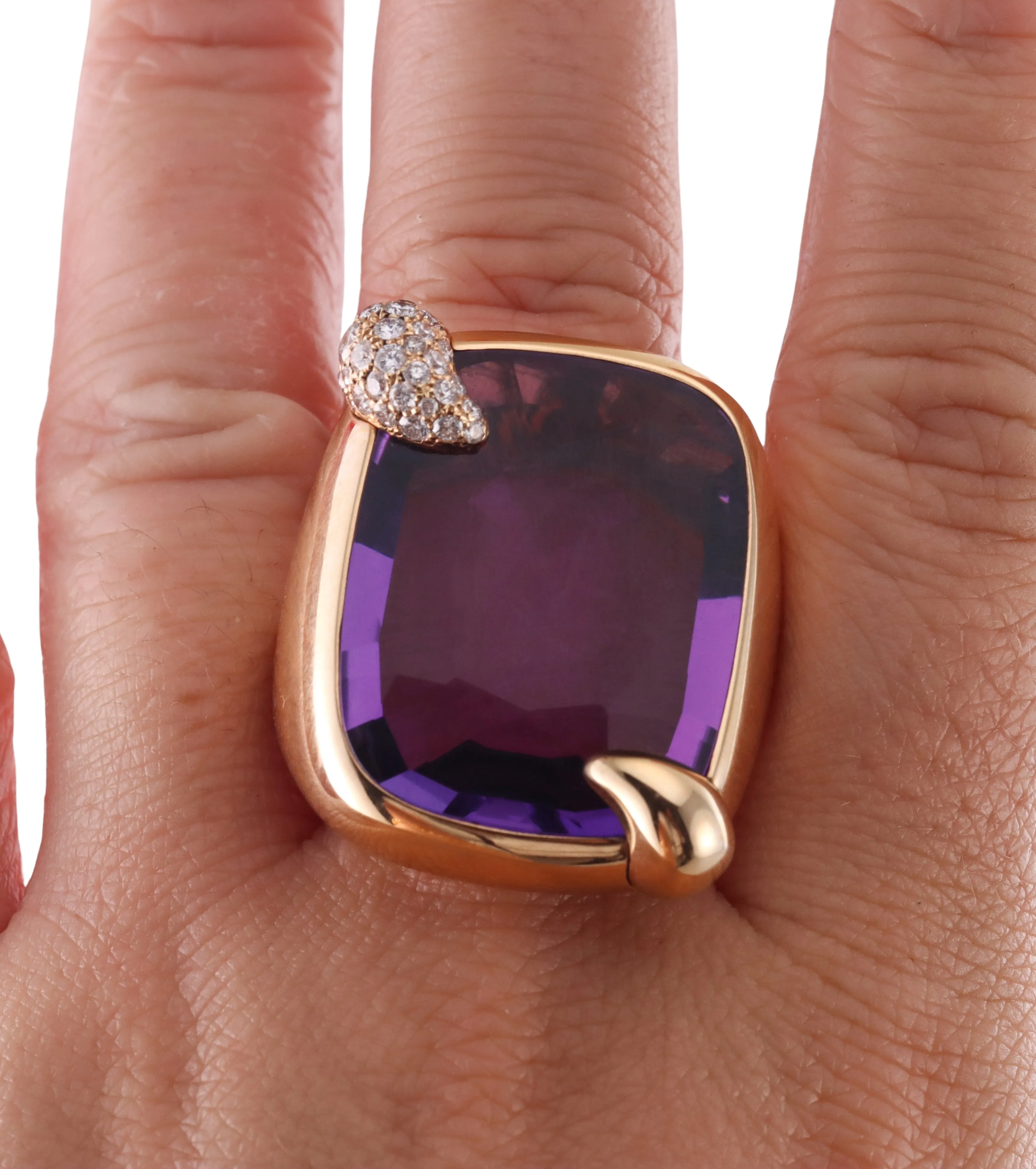 Pomellato Ritratto Amethyst Diamond Gold Ring