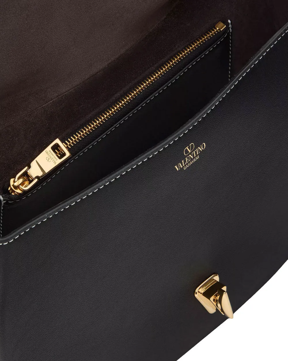 Small VLogo Saddle Bag in Nero