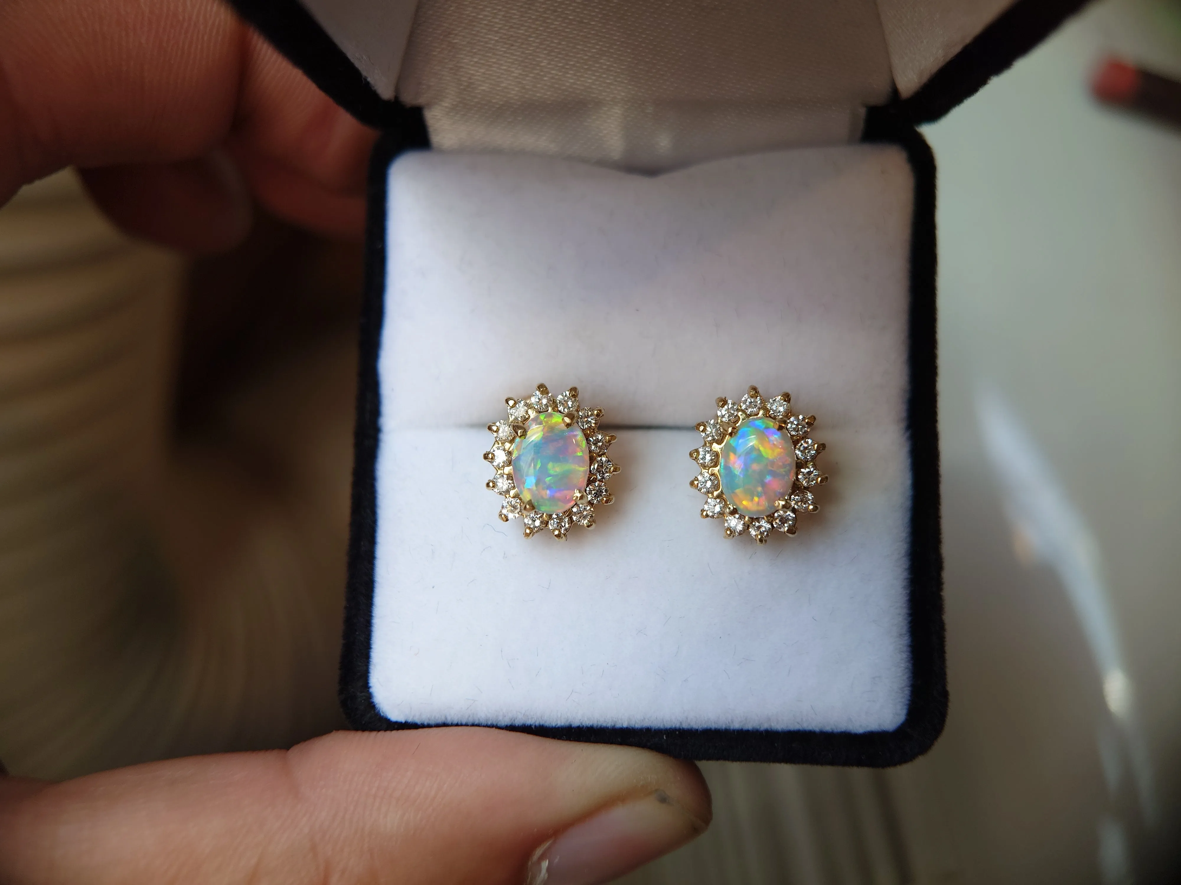 STUNNING 18K YELLOW GOLD OPAL AND DIAMOND EARRINGS