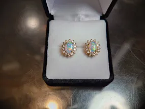 STUNNING 18K YELLOW GOLD OPAL AND DIAMOND EARRINGS