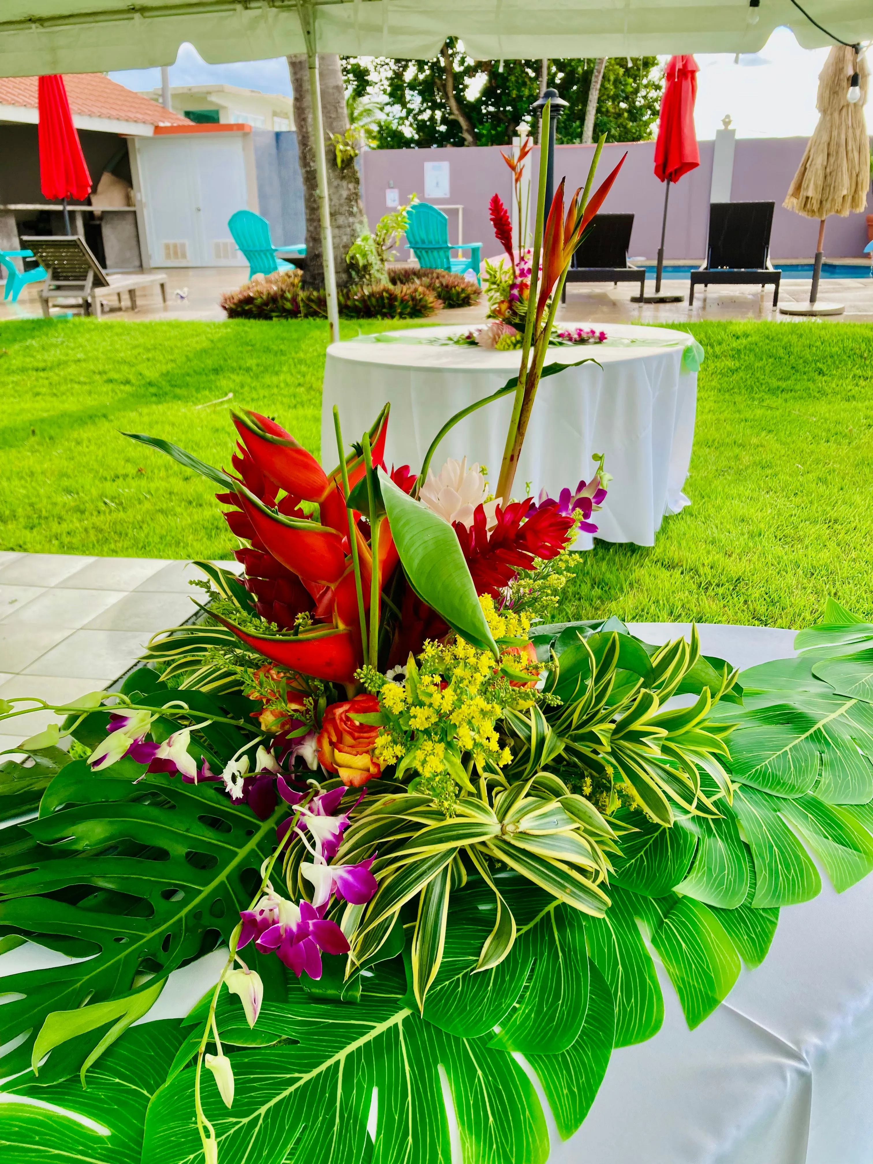 Sweetheart Table Arrangement