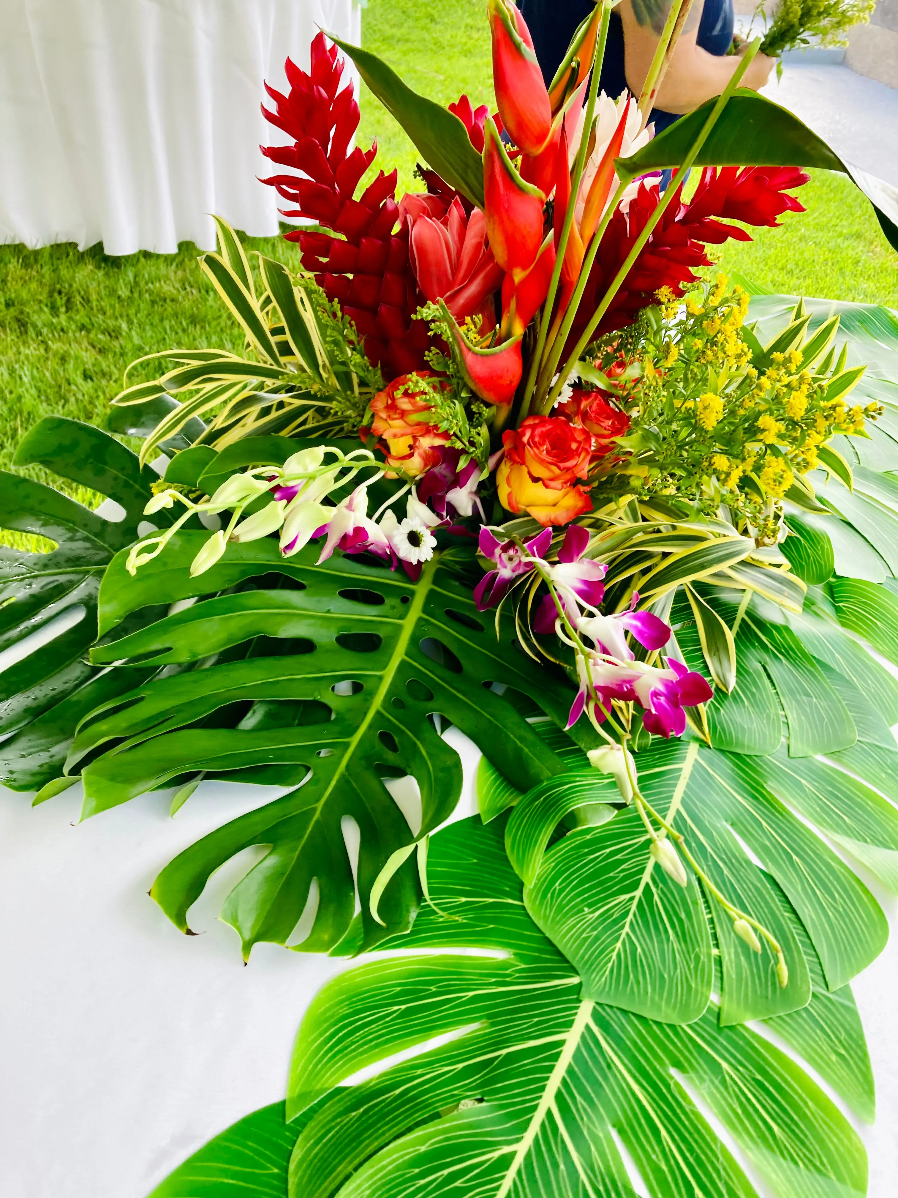 Sweetheart Table Arrangement