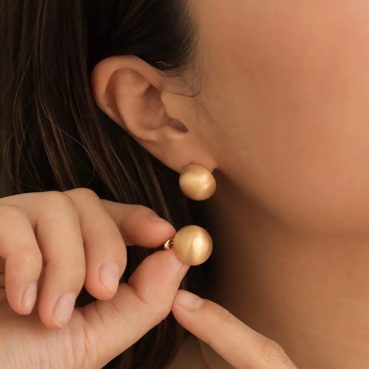 TEXTURED BALL EARRINGS