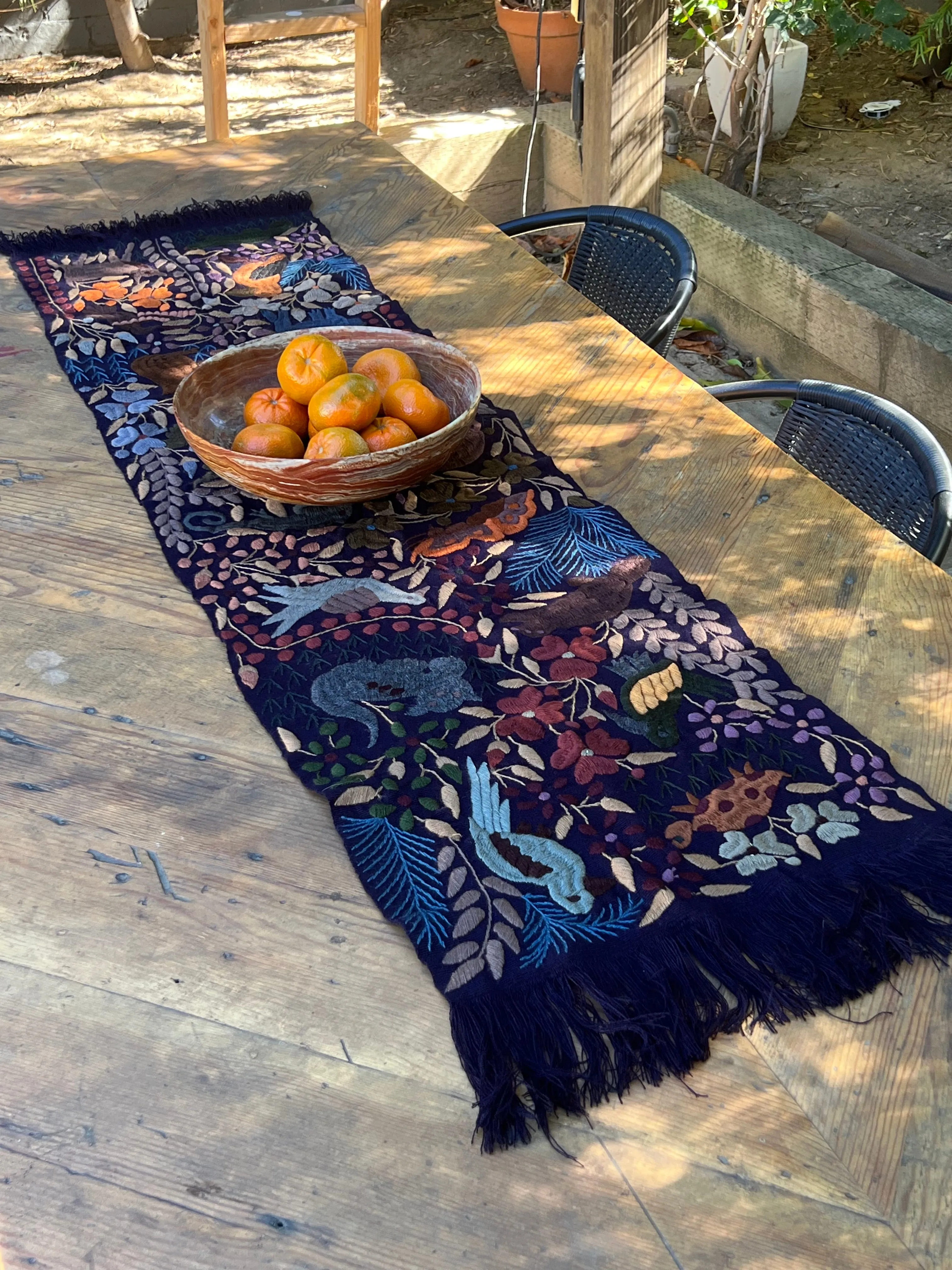 ZINA TABLE RUNNER // NAVY